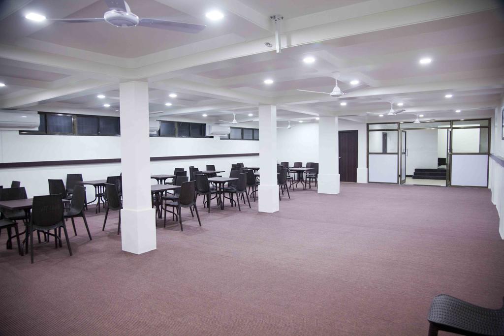 Hotel Pearls Aurangabad  Luaran gambar